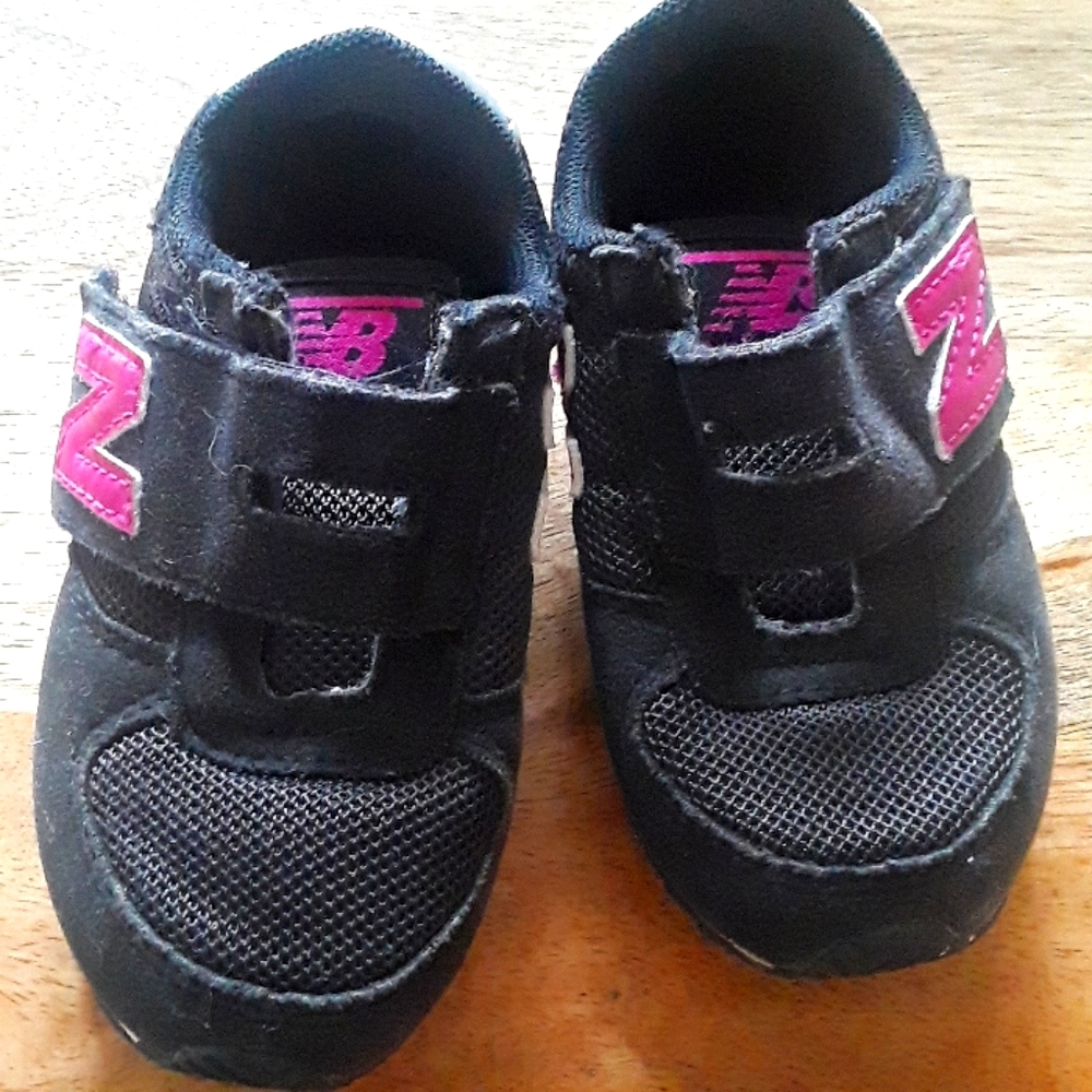 New Balance shoes size 5